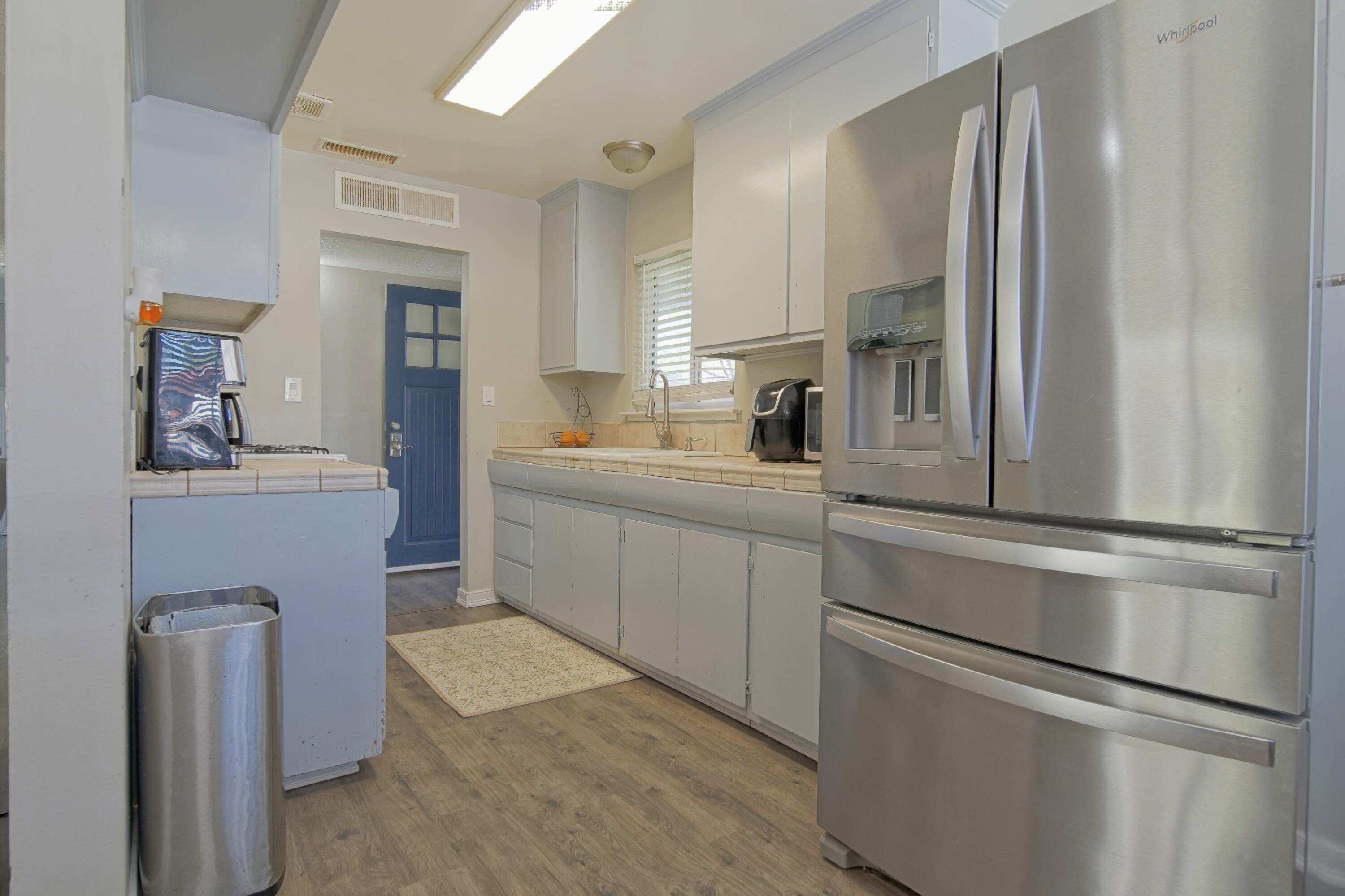 113 Bryant Court Exeter, CA 93221 - Photo 17 of 41 Kitchen