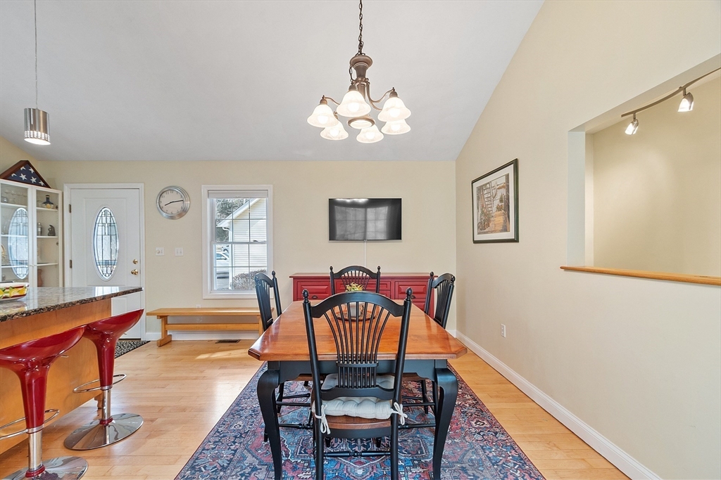 7 Brooksbie Road, Unit 2 Bedford, MA 01730 - Photo 11 of 29