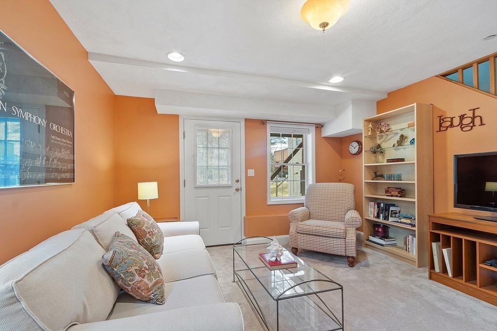 7 Brooksbie Road, Unit 2 Bedford, MA 01730 - Photo 16 of 29