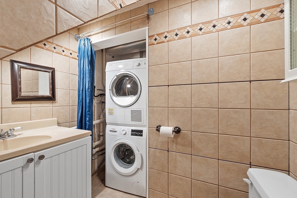 7 Brooksbie Road, Unit 2 Bedford, MA 01730 - Photo 23 of 29