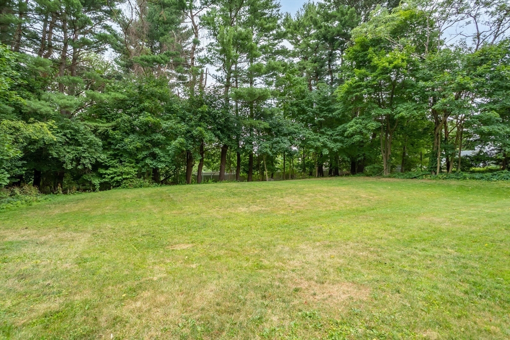 7 Brooksbie Road, Unit 2 Bedford, MA 01730 - Photo 27 of 29