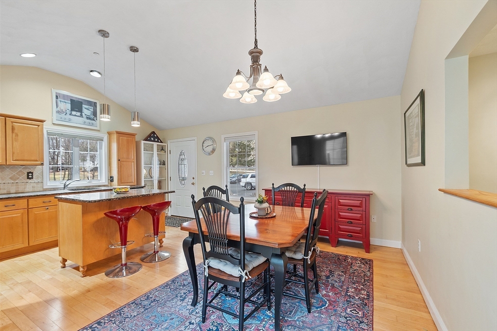 7 Brooksbie Road, Unit 2 Bedford, MA 01730 - Photo 9 of 29