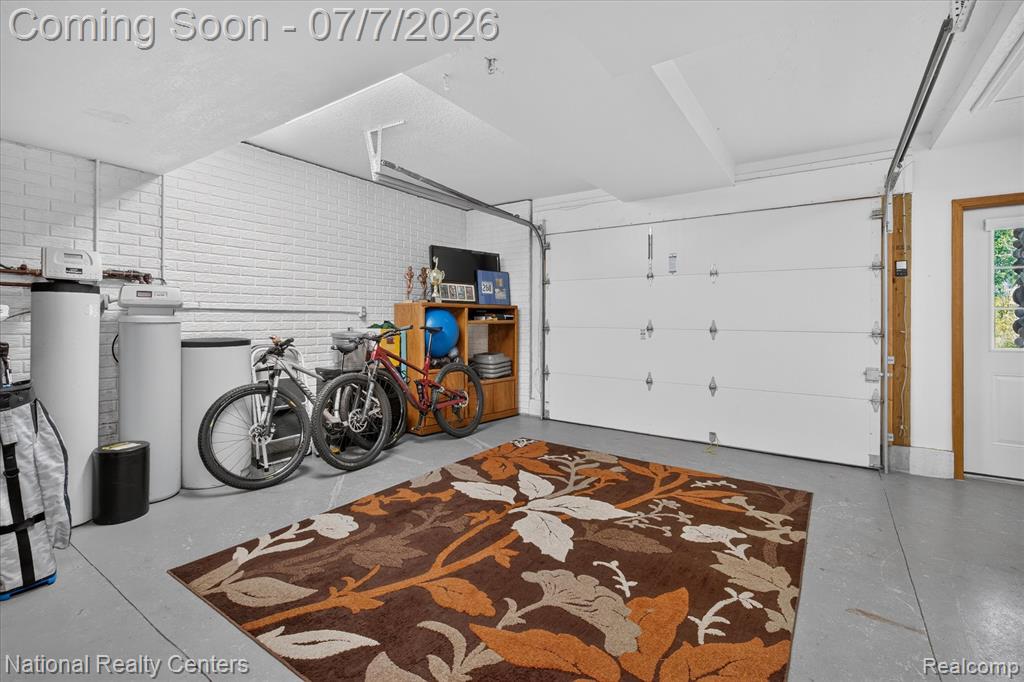 12426 Shaffer Road Davisburg, MI 48350 - Photo 23 of 42