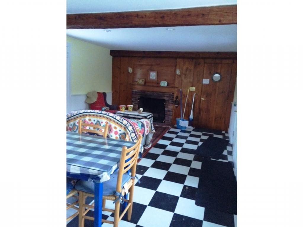 24 Hunt Road Peterborough, NH 03458 - Photo 2 of 16