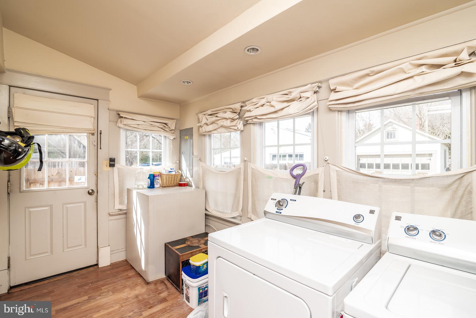 71 Chatham Heights Road Fredericksburg, VA 22405 - Photo 21 of 25 a utility room with dryer and washer