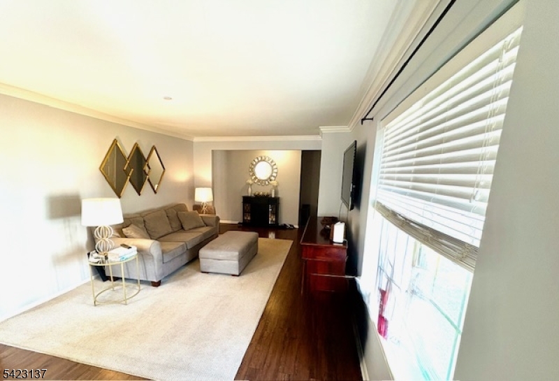 247 Riveredge Drive, Unit 247 Chatham, NJ 07928 - Photo 4 of 19