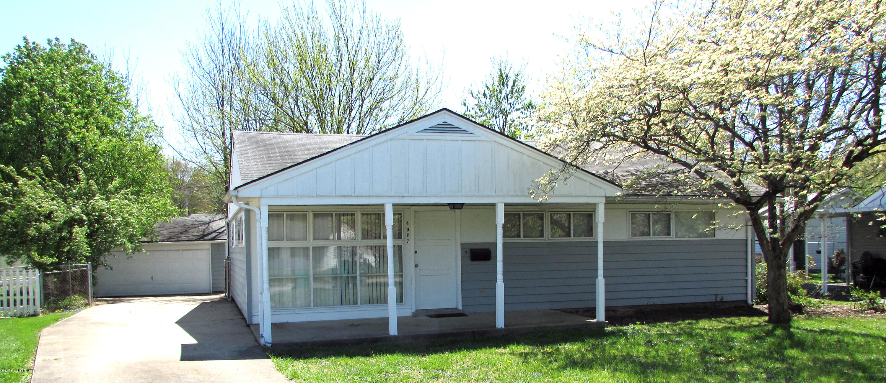 4927 Raven Road Louisville, KY 40213 - Photo 1 of 30 Welcome Home!