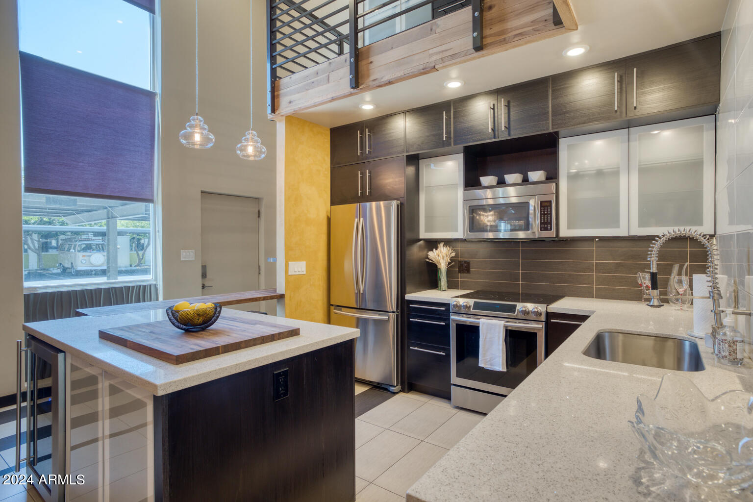 385 West Pierson Street, Unit B3 Phoenix, AZ 85013 - Photo 1 of 32 Under Cabinet Lighting