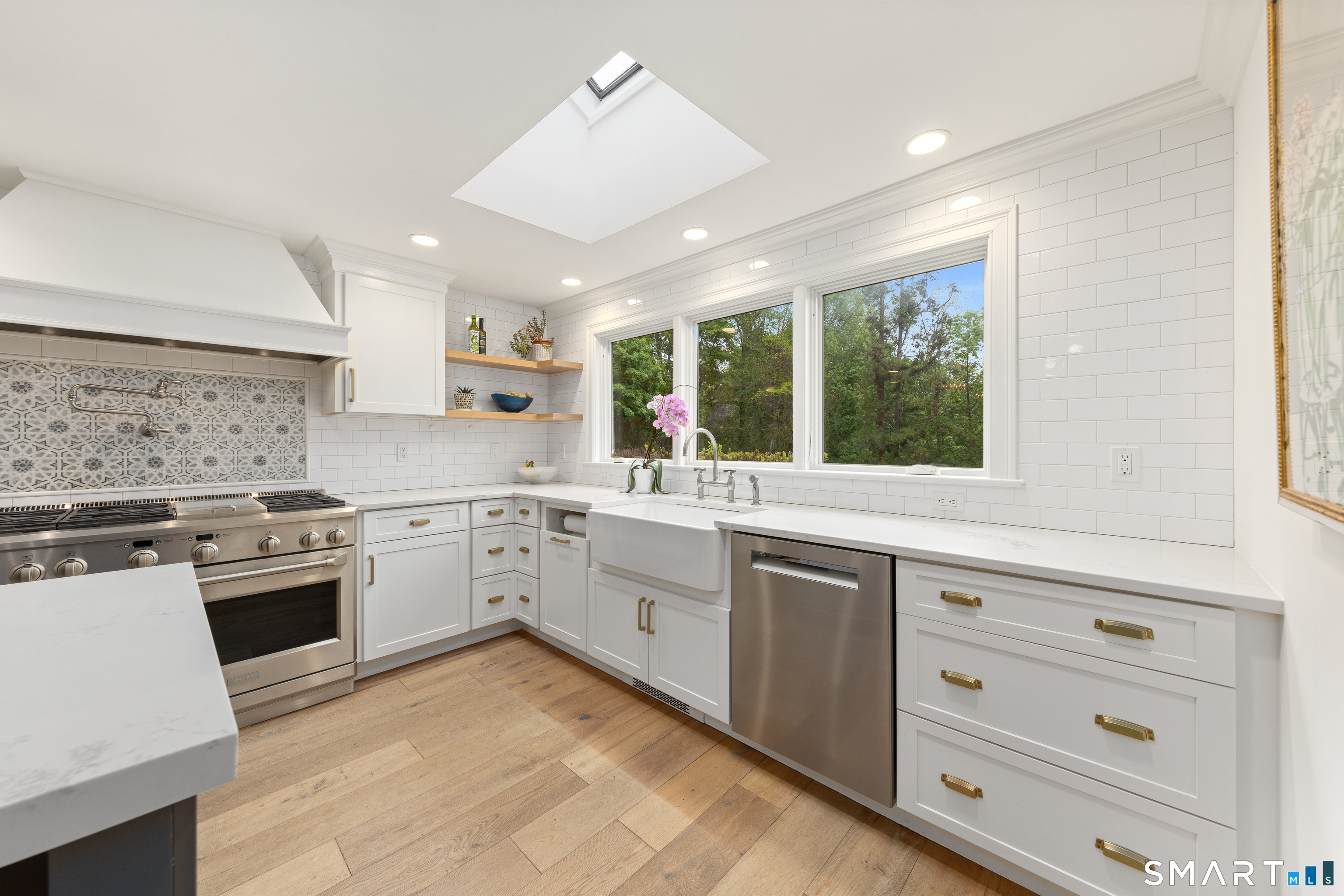 69 Catalpa Road Wilton, CT 06897 - Photo 12 of 38