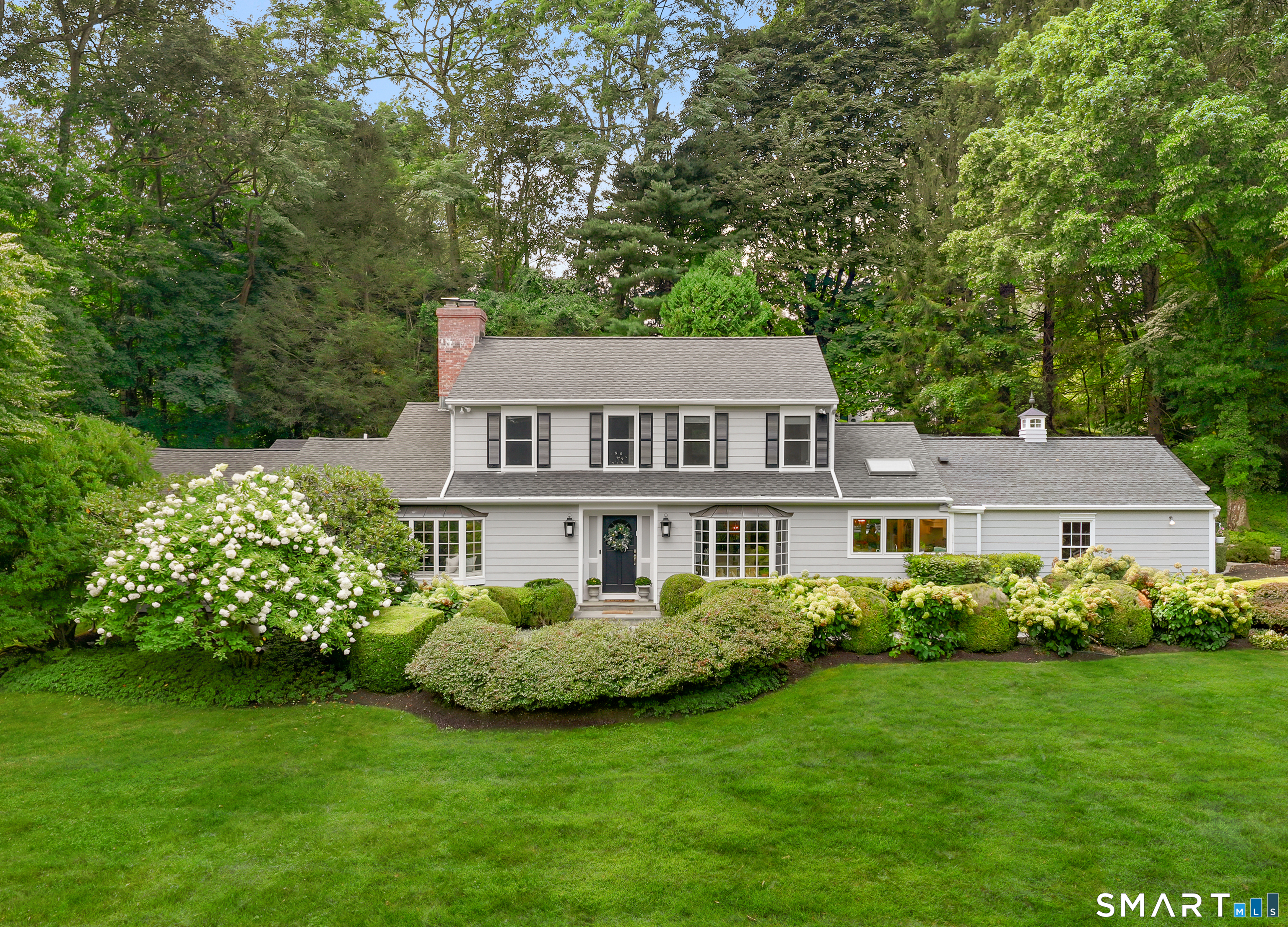 69 Catalpa Road Wilton, CT 06897 - Photo 2 of 38