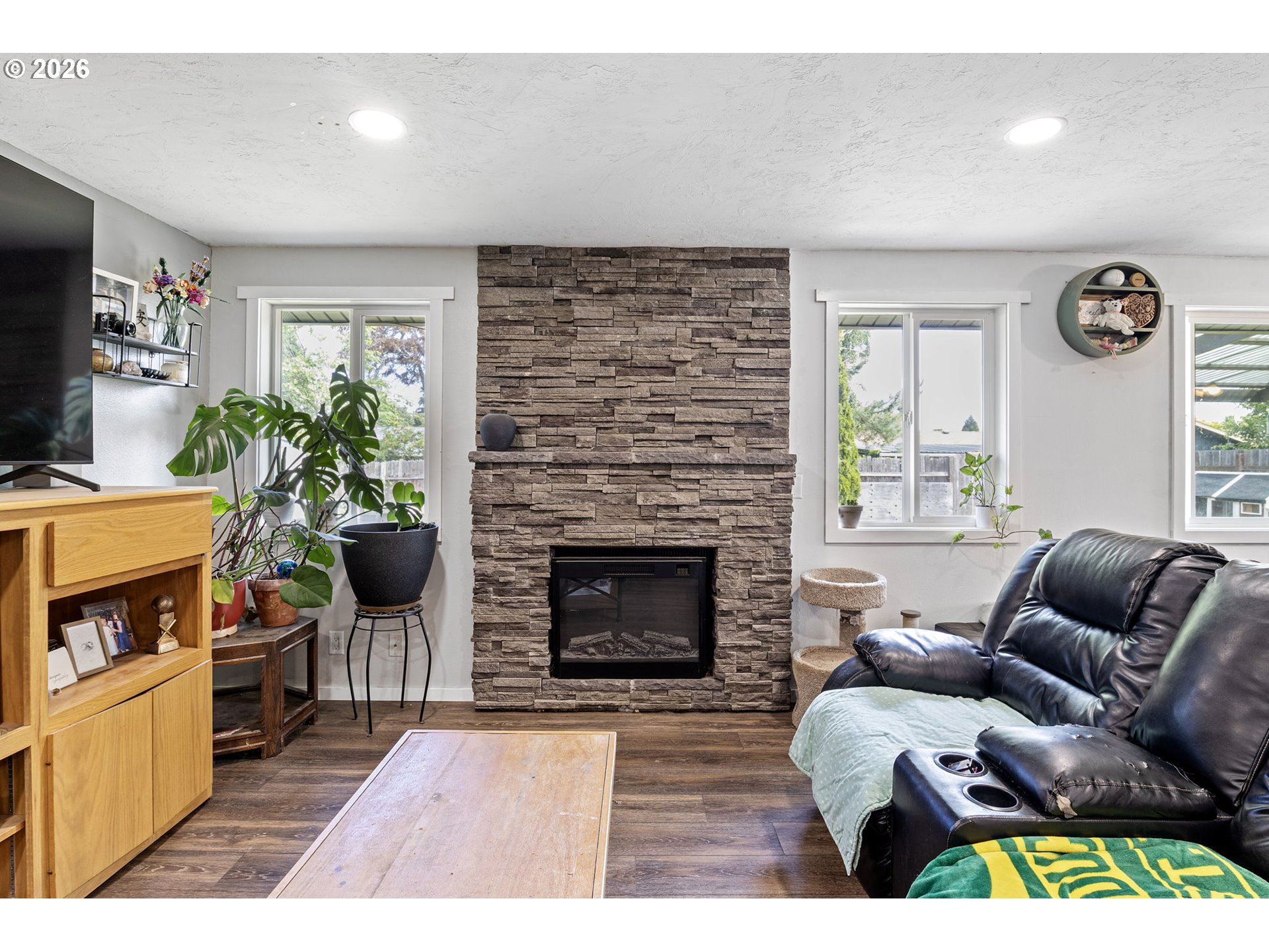 4577 Liberty Street Eugene, OR 97402 - Photo 10 of 38