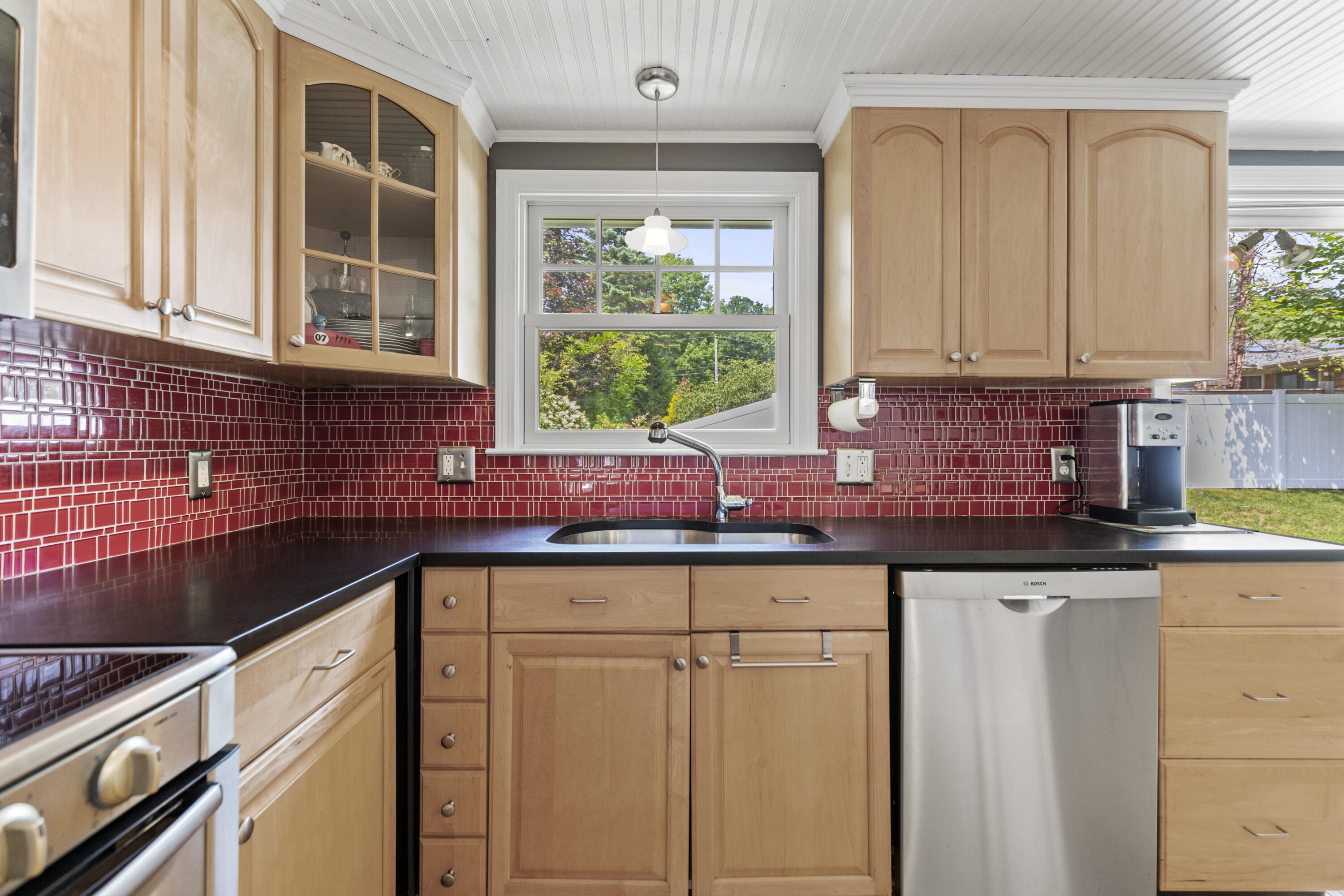 33 Reef Road Cape Elizabeth, ME 04107 - Photo 23 of 58 33ReefRoadCapeElizabeth_007