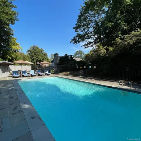 $1,650,000 | 92 Verdun Avenue, New Rochelle, NY 10804