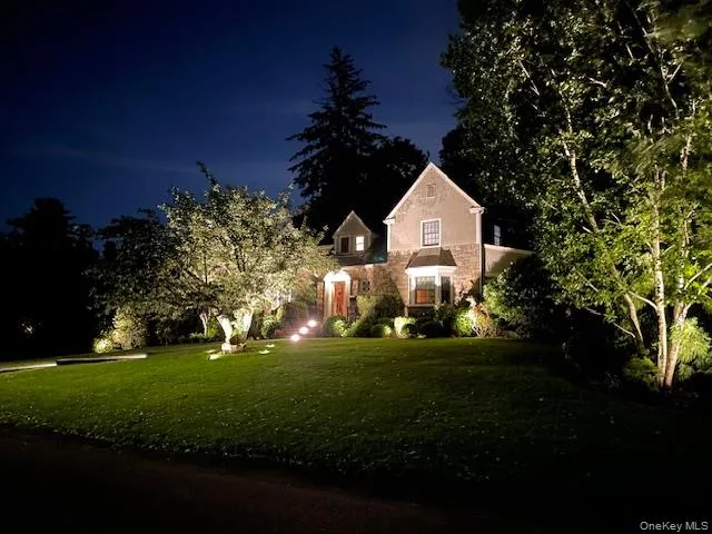 $1,650,000 | 92 Verdun Avenue, New Rochelle, NY 10804