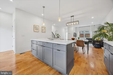 $599,000 | 7005 Pipers Glen Way, Philadelphia, PA 19119