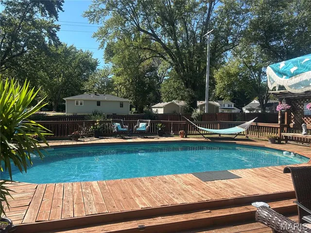 $335,000 | 1024 Hickory Point, Collinsville, IL 62234