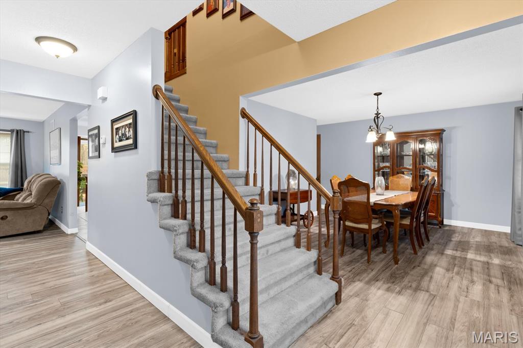 1024 Hickory Point Collinsville, IL 62234 - Photo 9 of 49