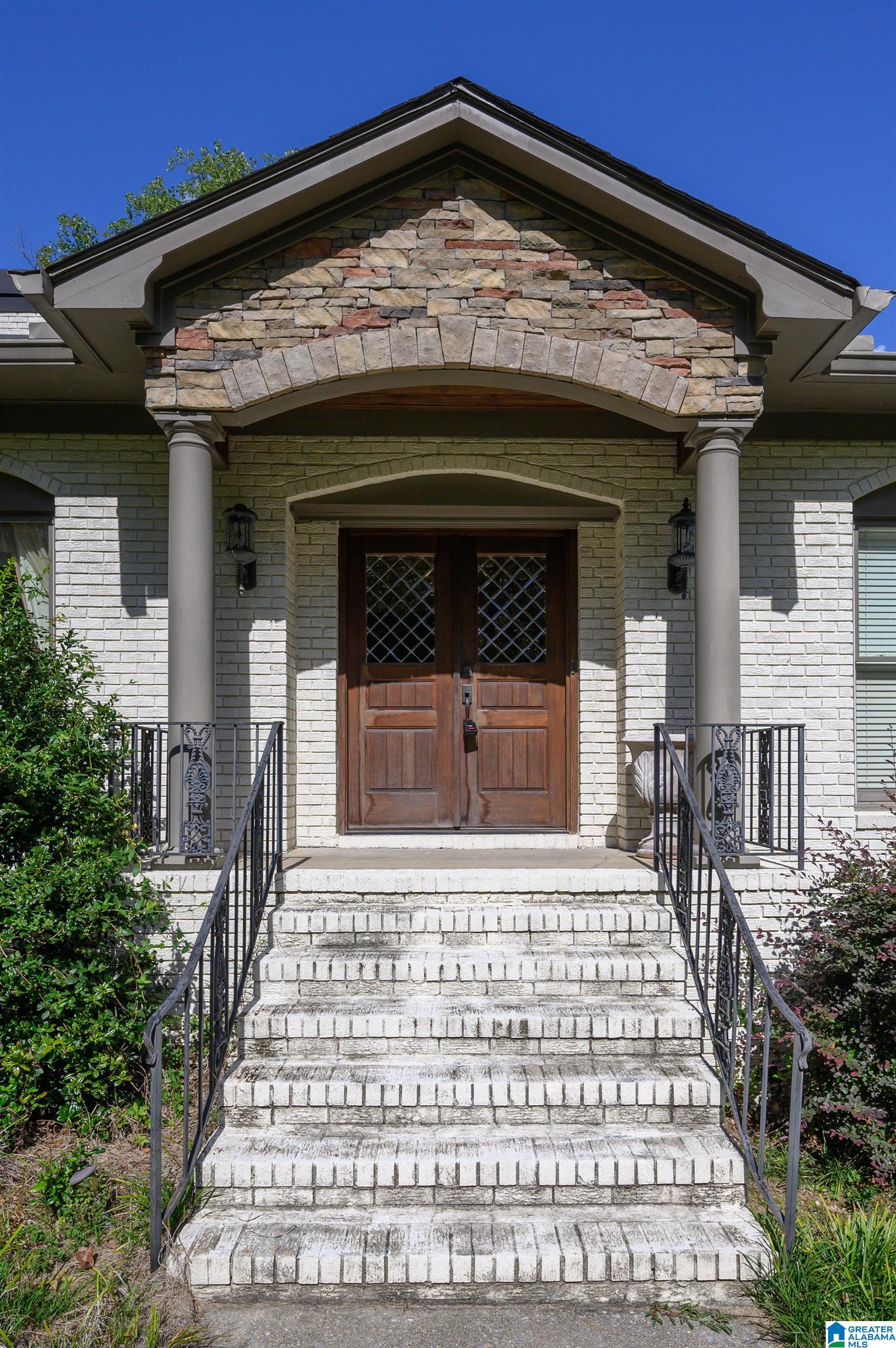 2208 Tanglewood Road Birmingham, AL 35216 - Photo 4 of 44