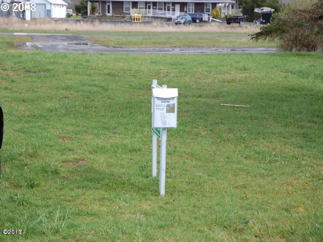4400 Rueppell Avenue Pacific City, OR 97135 - Photo 3 of 3 Airport lot2