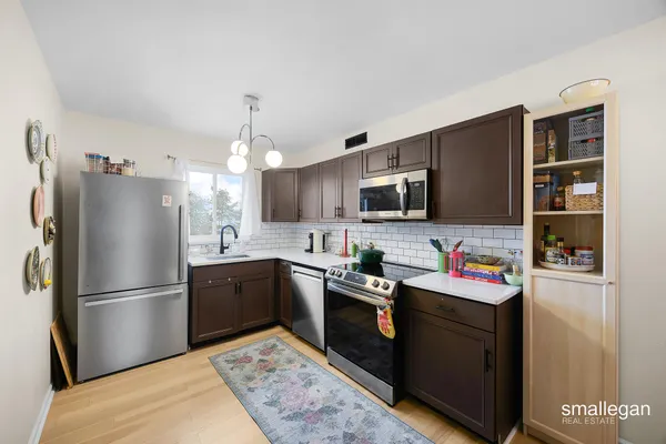 $179,000 | 3406 Devonwood Hills Northeast, Unit E, Grand Rapids, MI 49525