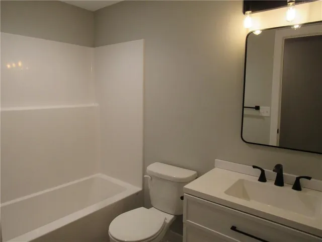 $375,000 | 503 North Lexington Street, Harrisonville, MO 64701