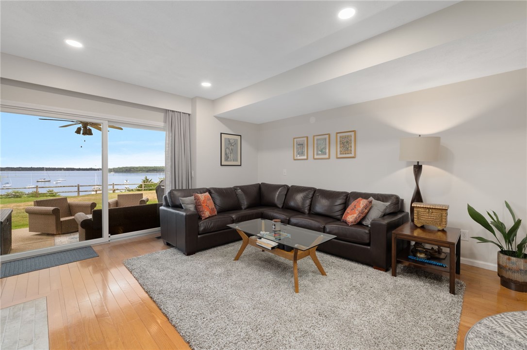 4480 Post Road, Unit 7 Warwick, RI 02818 - Photo 4 of 36