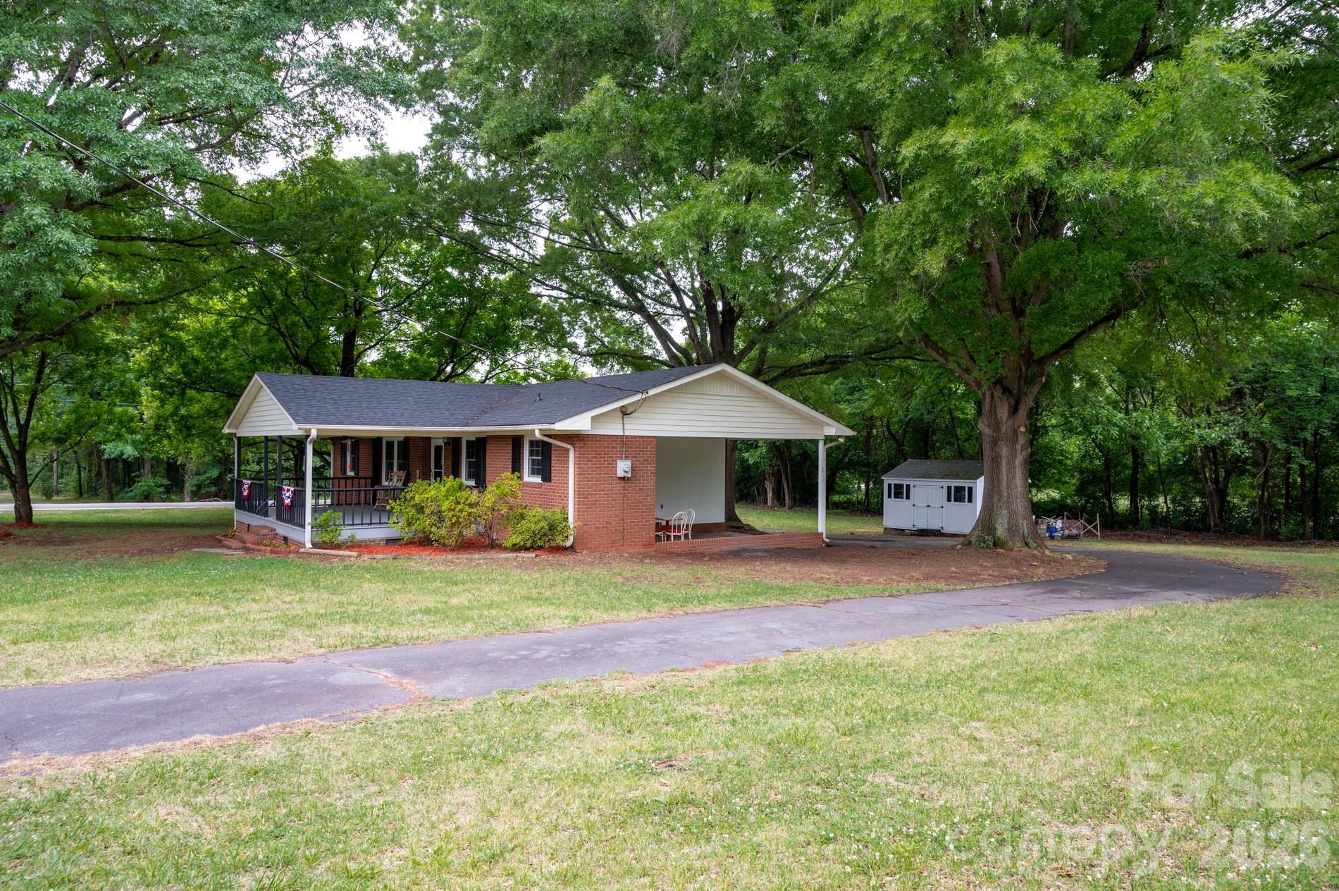 360 Trexler Loop Salisbury, NC 28144 - Photo 4 of 33