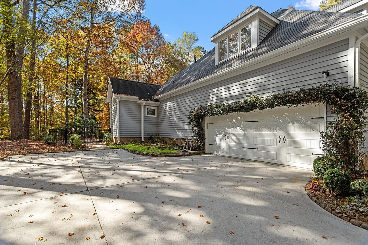 Exterior - 2 car garage