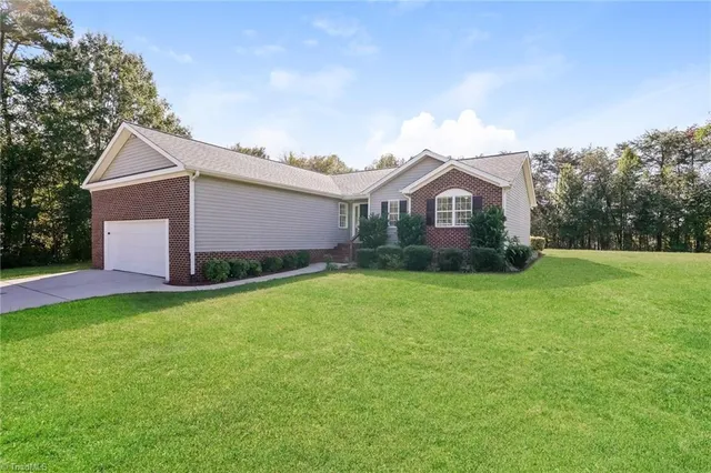$2,125 | 7873 Springdale Meadow Drive, Stokesdale, NC 27357