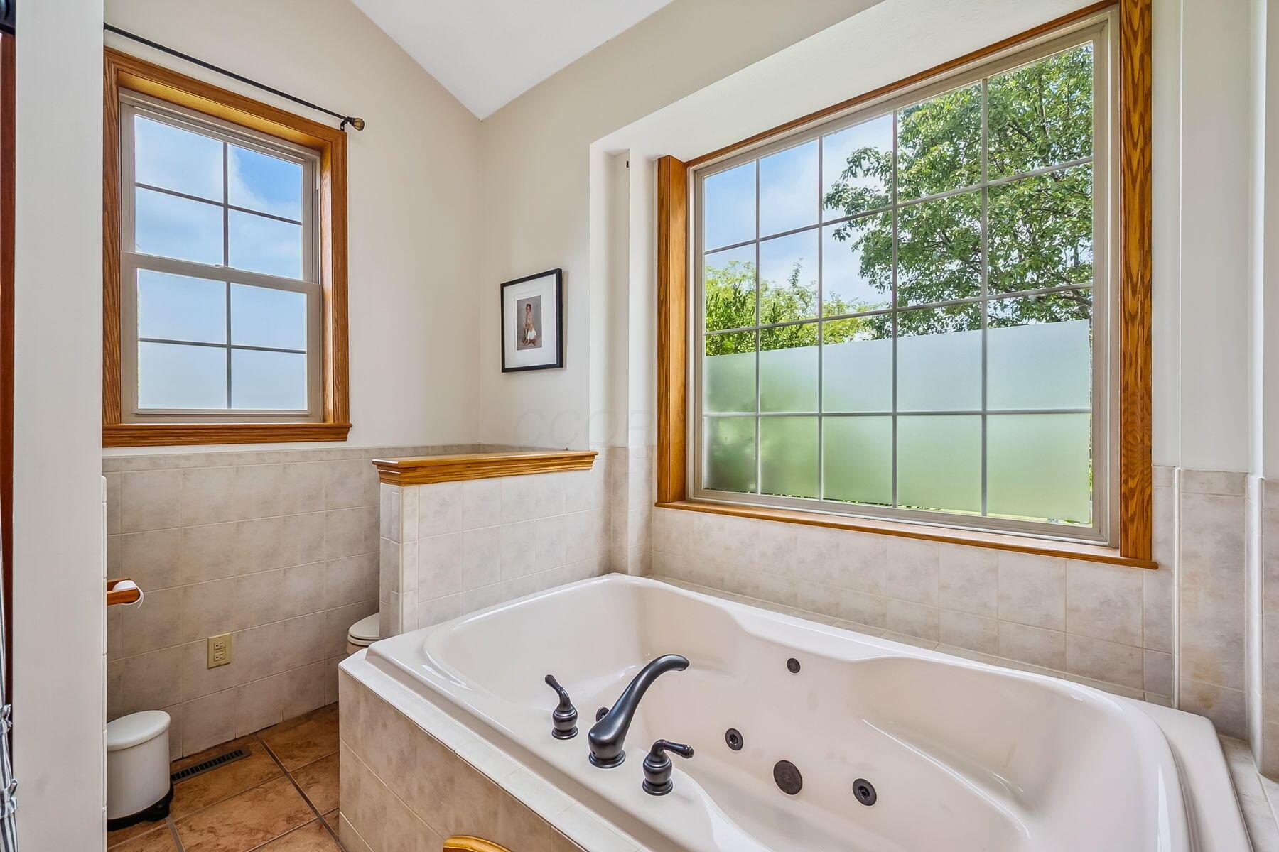 7338 Prospect-Dublin Road Prospect, OH 43342 - Photo 27 of 66 Owners Suite Bathroom