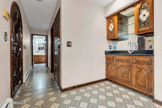 an empty room with window