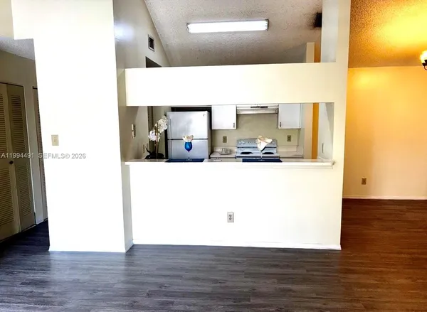$2,300 | 10521 Southwest 158th Court, Unit 303, Miami, FL 33196