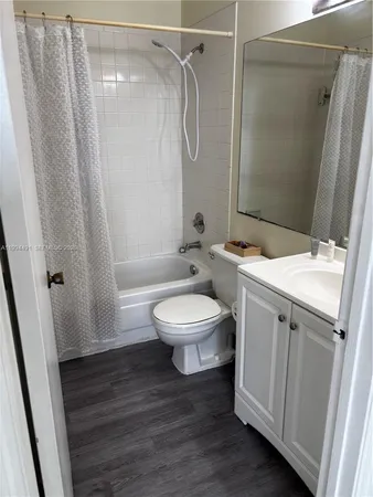 $2,300 | 10521 Southwest 158th Court, Unit 303, Miami, FL 33196