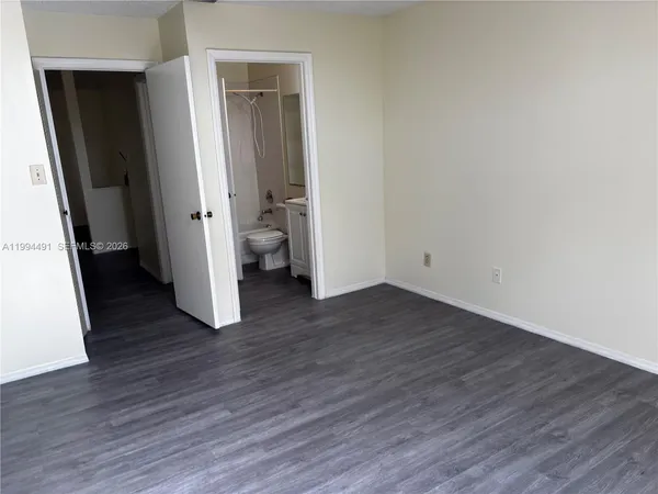 $2,300 | 10521 Southwest 158th Court, Unit 303, Miami, FL 33196