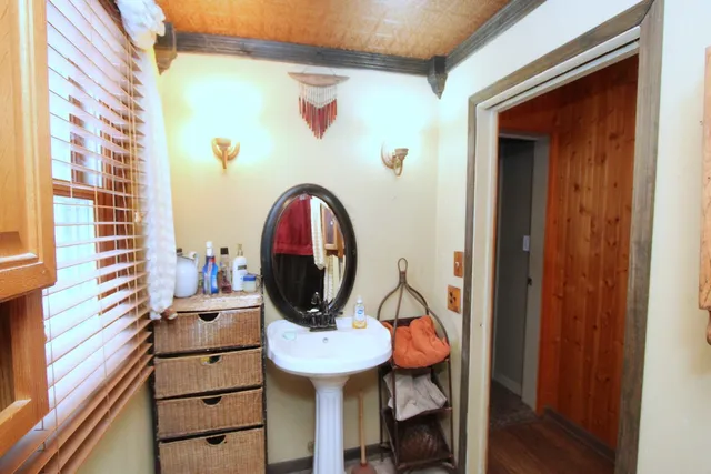 $225,000 | 104 Columbine Street, Crystal Lake, IL 60014