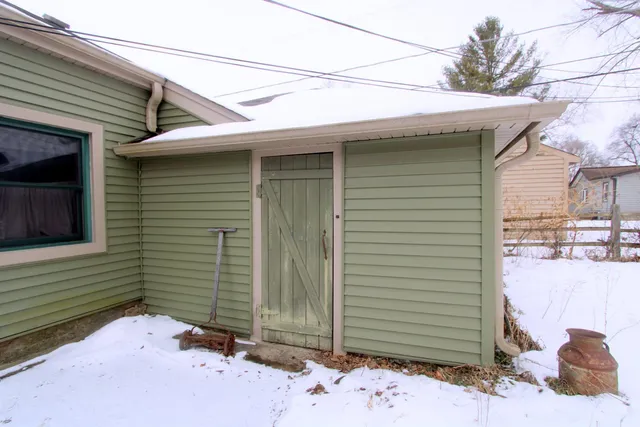 $225,000 | 104 Columbine Street, Crystal Lake, IL 60014