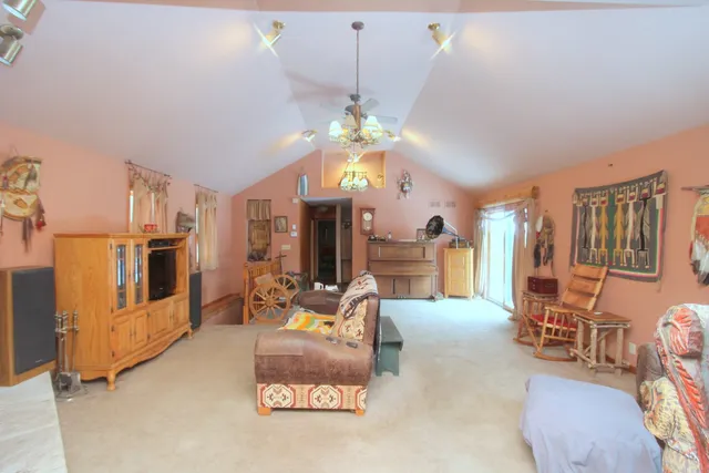 $225,000 | 104 Columbine Street, Crystal Lake, IL 60014