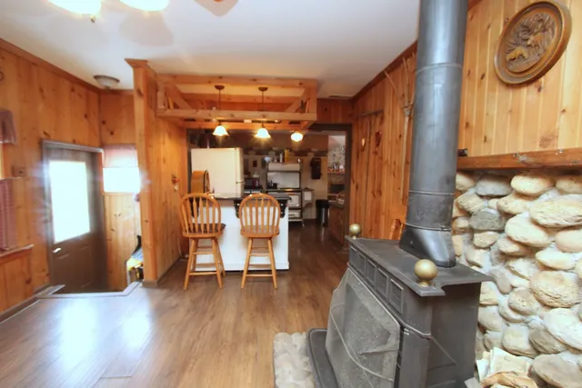 $225,000 | 104 Columbine Street, Crystal Lake, IL 60014