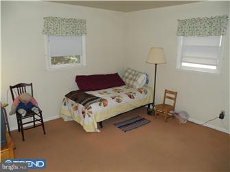 905 Parkview Road Reading, PA 19611 - Photo 8 of 12 Bedroom 2