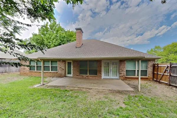 $2,300 | 4315 Rambling Creek Drive, Arlington, TX 76016