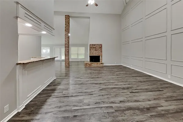 $2,300 | 4315 Rambling Creek Drive, Arlington, TX 76016