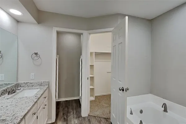 $2,300 | 4315 Rambling Creek Drive, Arlington, TX 76016