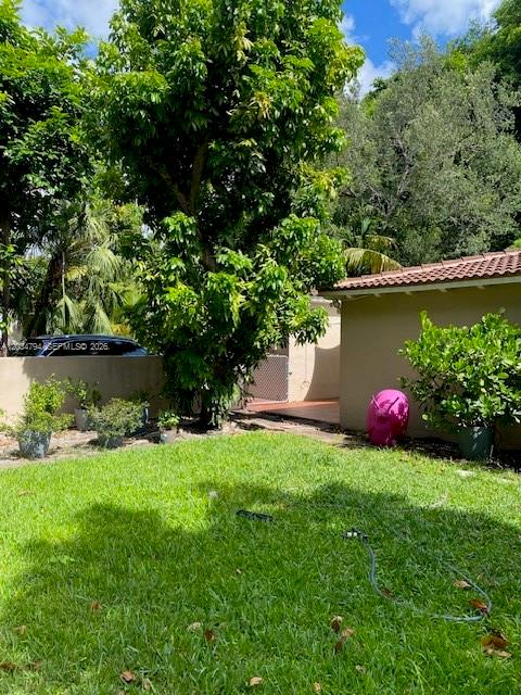 4427 Southwest 16th Street Miami, FL 33134 - Photo 16 of 18