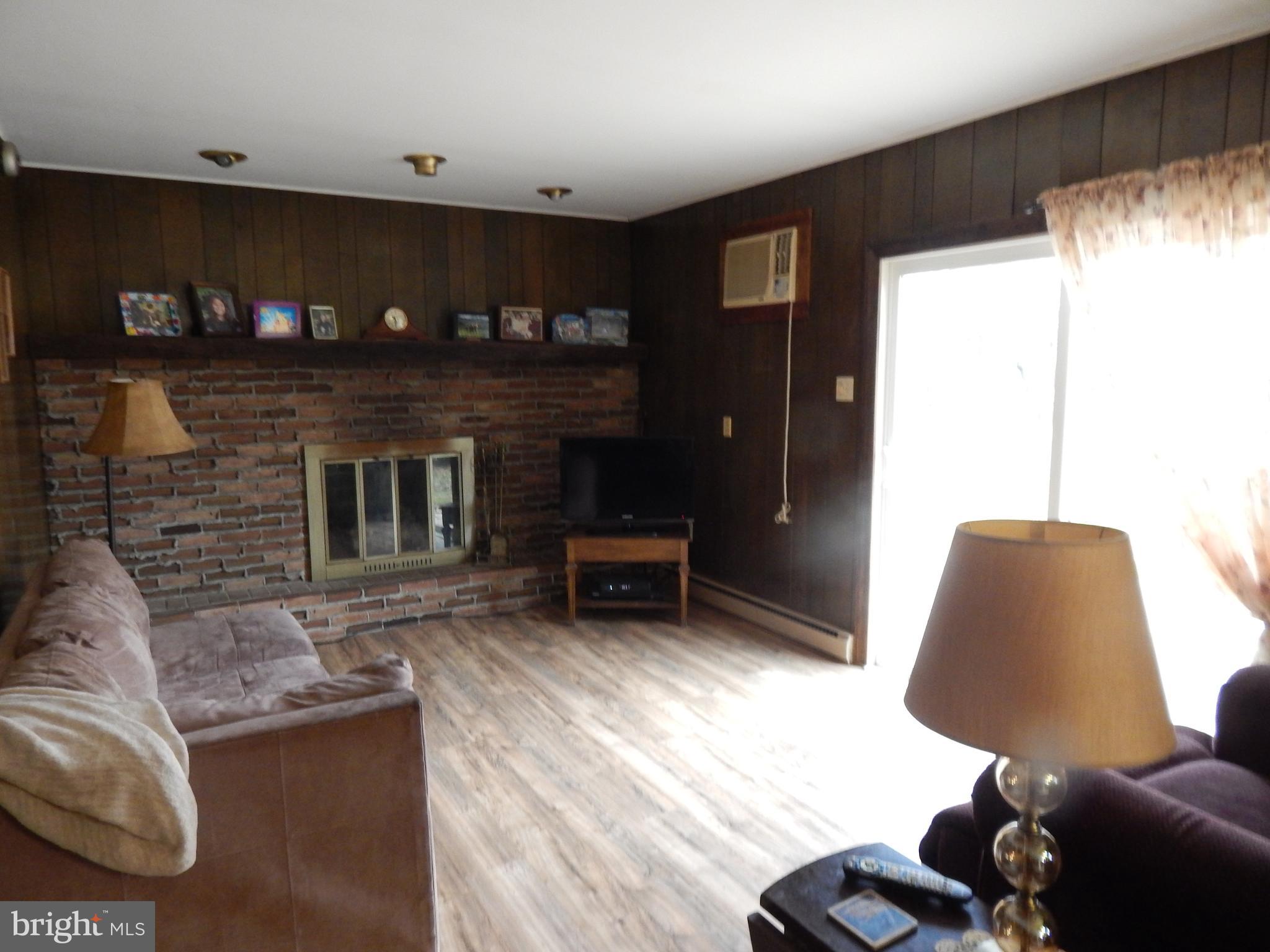 1331 Randy Drive Pottstown, PA 19464 - Photo 8 of 16 Gallery Image 8