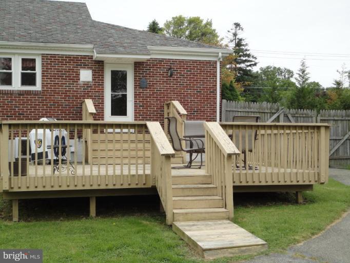 2104 Harford Road Fallston, MD 21047 - Photo 22 of 27 Deck