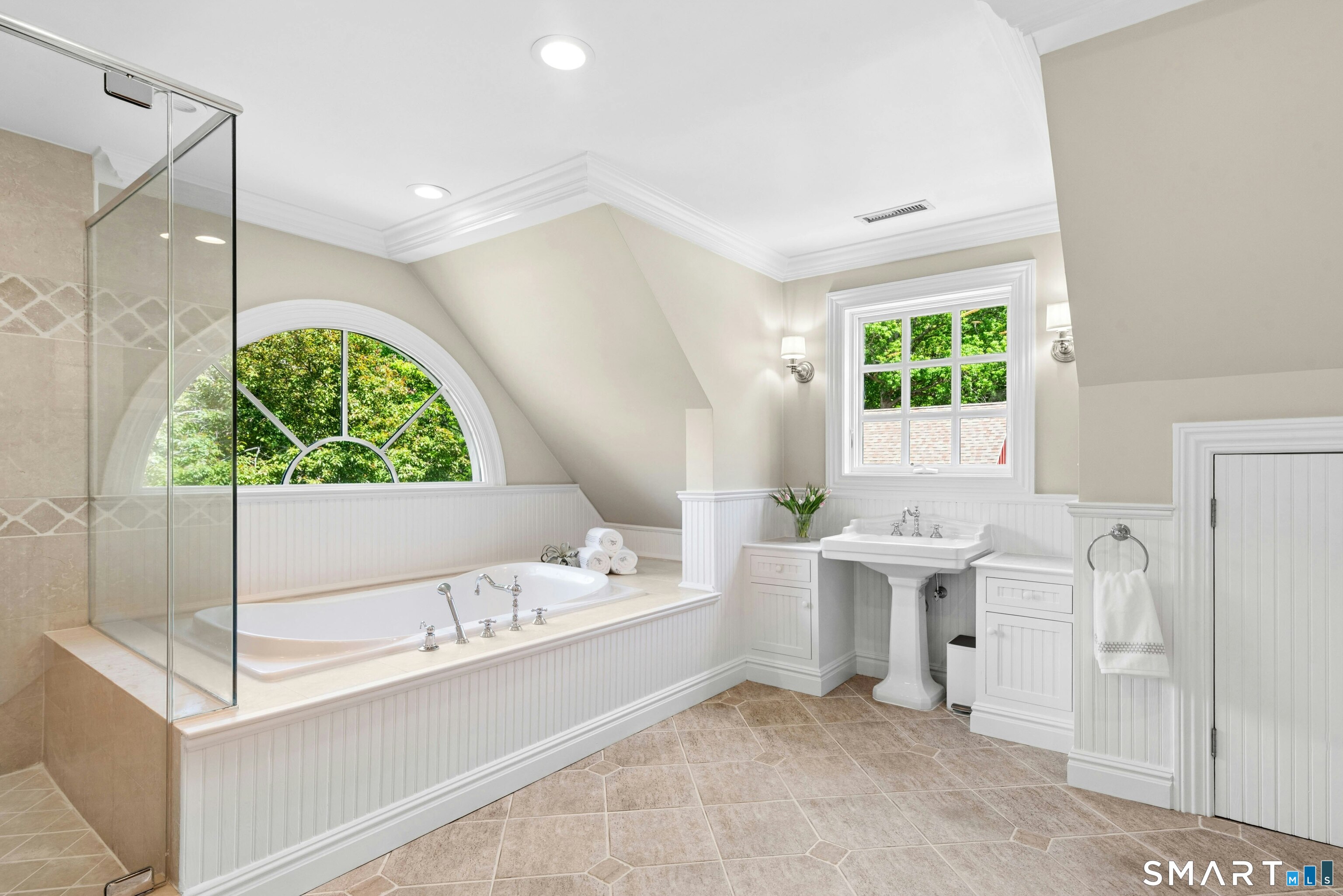 610 Cheese Spring Road New Canaan, CT 06840 - Photo 21 of 38