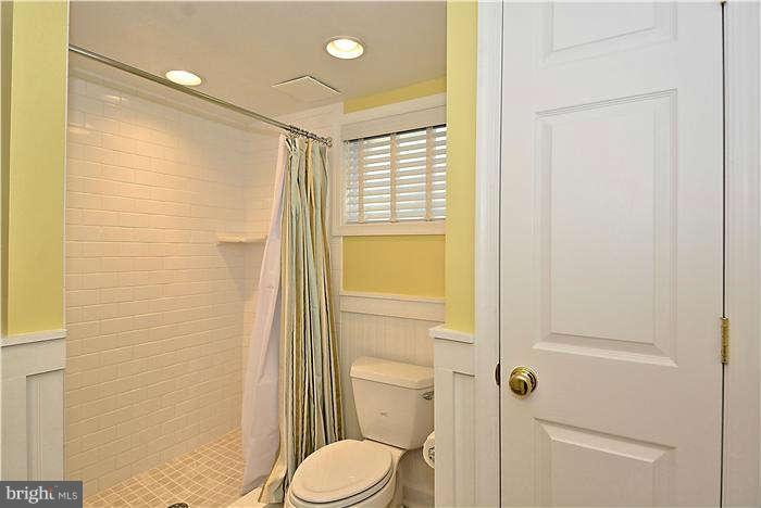 504 Lanark Way Silver Spring, MD 20901 - Photo 19 of 28 Interior (General)