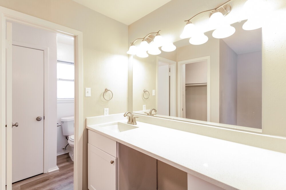 1206 Cable Way Crosby, TX 77532 - Photo 3 of 16