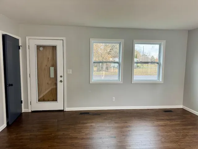 $175,900 | 3820 Lowcroft Avenue, Lansing, MI 48910