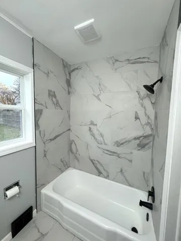 $175,900 | 3820 Lowcroft Avenue, Lansing, MI 48910